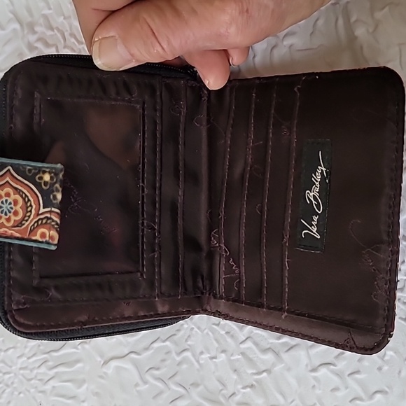 Vera Bradley KENSINGTON RETIRED Wallet - Pasley Black, Brown, Blue Yellow - Picture 8 of 11